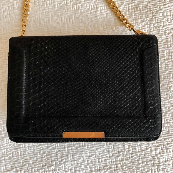 New Look Faux Suede Textured Sling Handbag - Picture 4 of 14